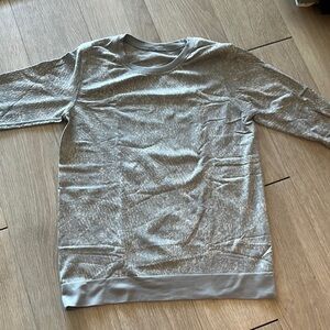 lululemon athletica Gray Long Sleeve Tee